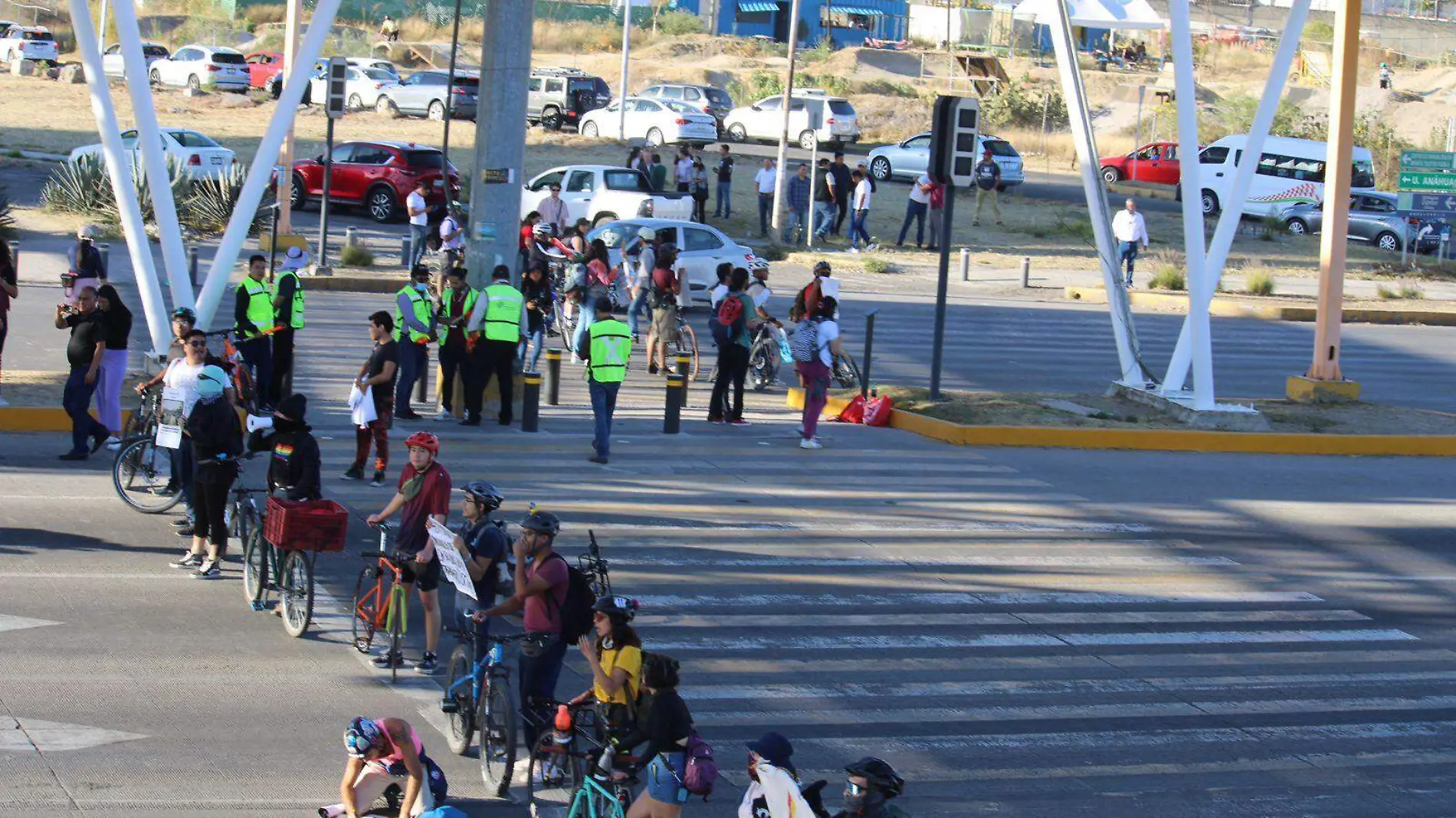 Se arma trifulca en zona del CCU, donde ciclistas se manifestaban para exigir más seguridad